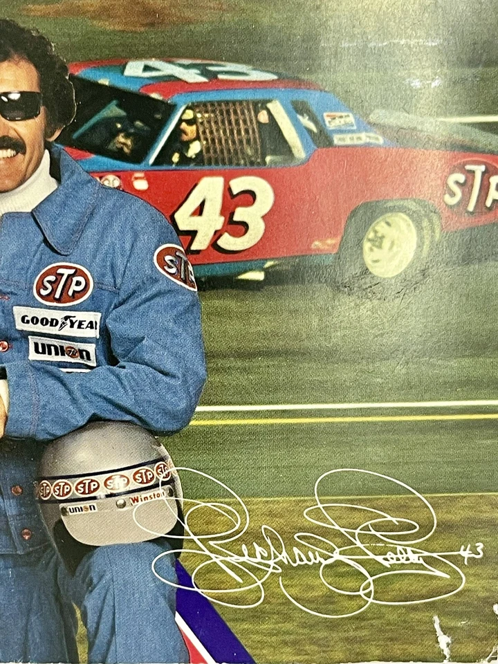 Vintage 1980 Richard & Kyle Petty STP Post Card - Imagem 4 de 4