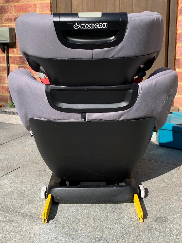 MaxiCosi Rodifix car seat Group 23 For children from 1536 kg. (3.5