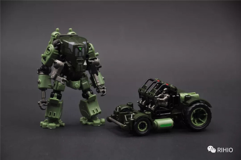 RIHIO Multiabyss MM002 V-Link Mecha Series Defender + Construction