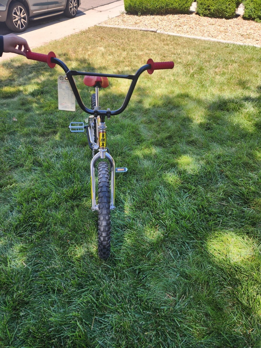 RARE VINTAGE MONGOOSE MOTOMAG BMX COMPLETE BICYCLE. OG RARE VINTAGE MONGOOSE MOTOMAG BMX COMPLETE BICYCLE. OG