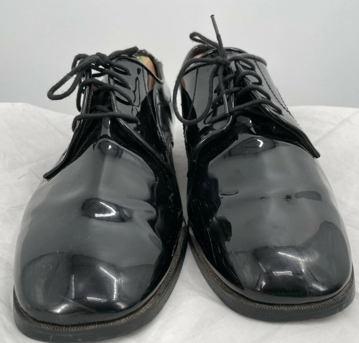 Patent leather hotsell tuxedo shoes