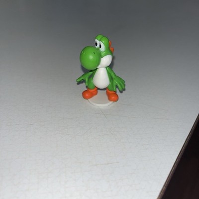 World of Nintendo 2'' Figure - Super Mario - Green Yoshi - Jakks