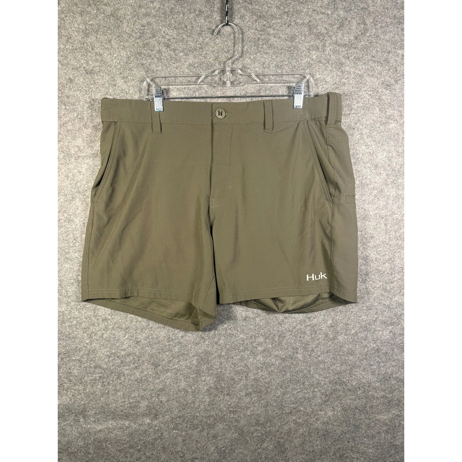Huk Mens XXL Performance Fishing Shorts Olive Green Stretch H2000105