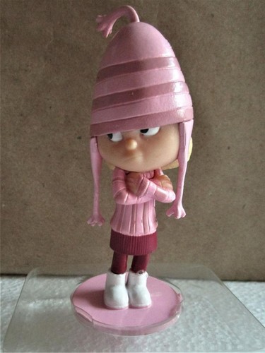 Despicable me Edith 3.5 " yellow figure Universal studios HARD TO FIND new - Picture 5 of 8