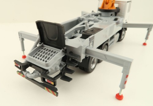 Conrad 78252/0 Mercedes Arocs CIFA K36L Truck Mounted Concrete Pump 1:50 !READ! - Picture 8 of 8