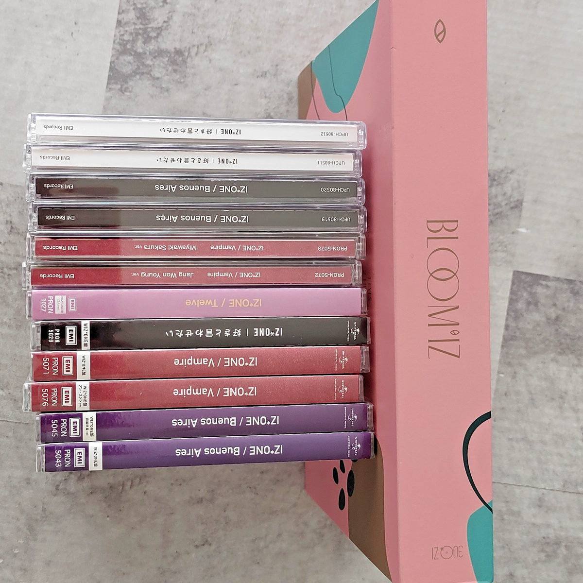 【新品未開封】 IZ*ONE Vampire 13枚 新品未開封】 IZ*ONE Vampire 13枚 - メルカリ