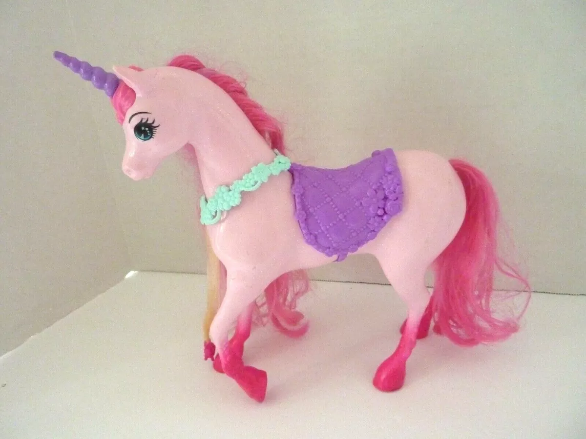 Poupée Mattel Barbie Dreamtopia Licorne