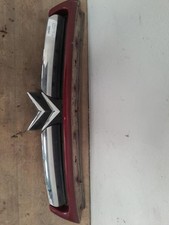 Calandre Citroen C8