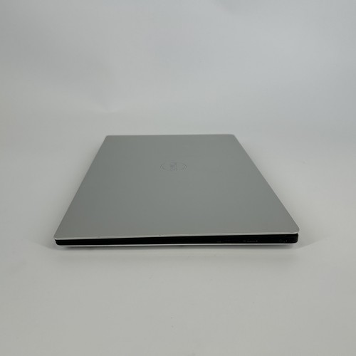 Dell XPS 13 9370 FHD 1.6 GHz i5-8250U 8GB 256GB SSD - Very Good - Picture 9 of 10