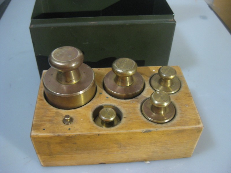 VINT. BRASS LABORATORY CALIBRATION WEIGHT SET W/WOODEN BOX & METAL OUTER TIN BOX