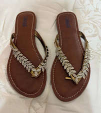 Carlos by Carlos Santana Women's Brown Rhinestone Flip Flop Sandals Size 8.5