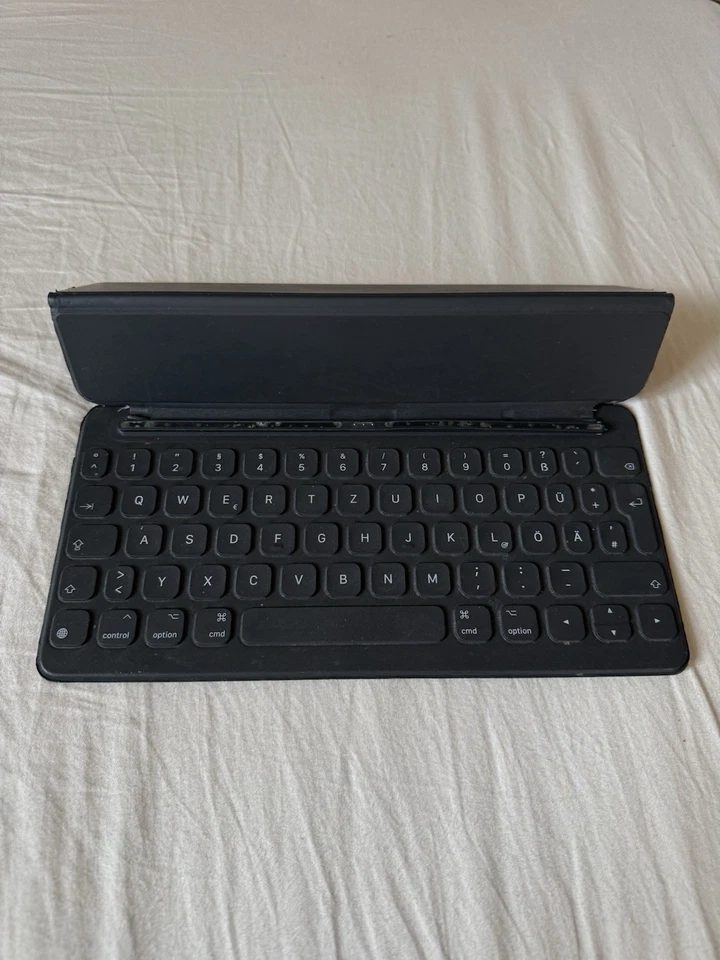 Apple Smart Keyboard für iPad zu verkaufen