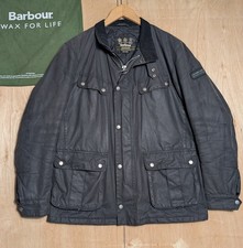Barbour International Duke Wachsjacke Herren Large Padded Biker Schwarz Tailored Fit