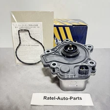 Genuine TOYOTA  AISIN Water Pump WPT-190 ZVW30/ZVW35 161A0-29015 Prius OEM japan