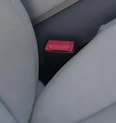 Audi Q7 4L Gurtschloß Schloß Gurt 4L0857755L 01C vorne links Fahrersitz Sitz