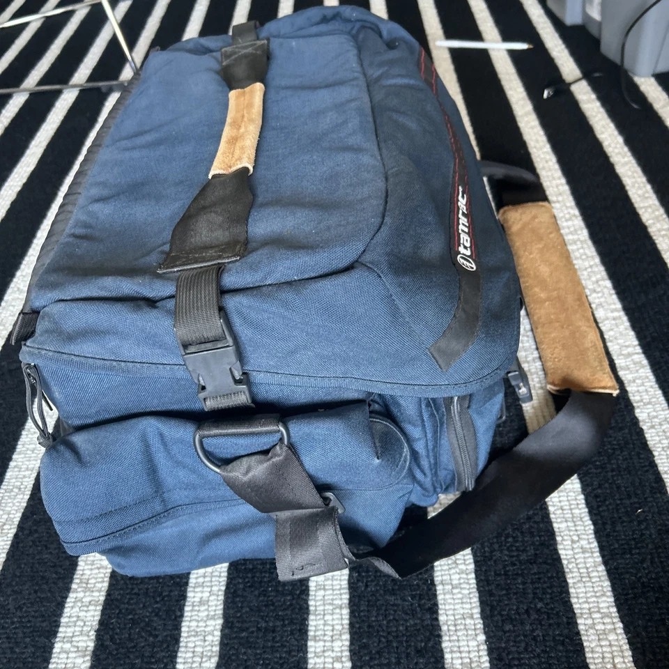 Tamrac Model 610 Pro System 10 Camera Shoulder Bag 20x11x11 Blue USA Vintage - Image 4 of 4