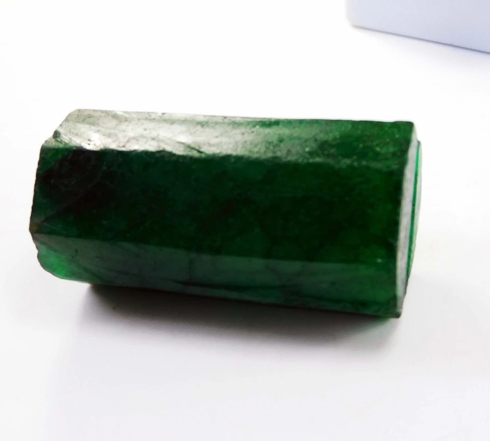 Pedra preciosa solta enorme bruta colombiana esmeralda verde certificação natural 270,20 quilates - Imagem 3 de 4