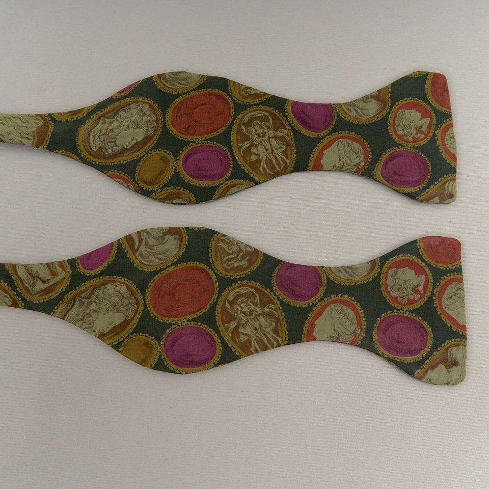 Corbata de moño de seda ajustable cosida a mano hecha en EE. UU. para hombre Foto 4 de 4