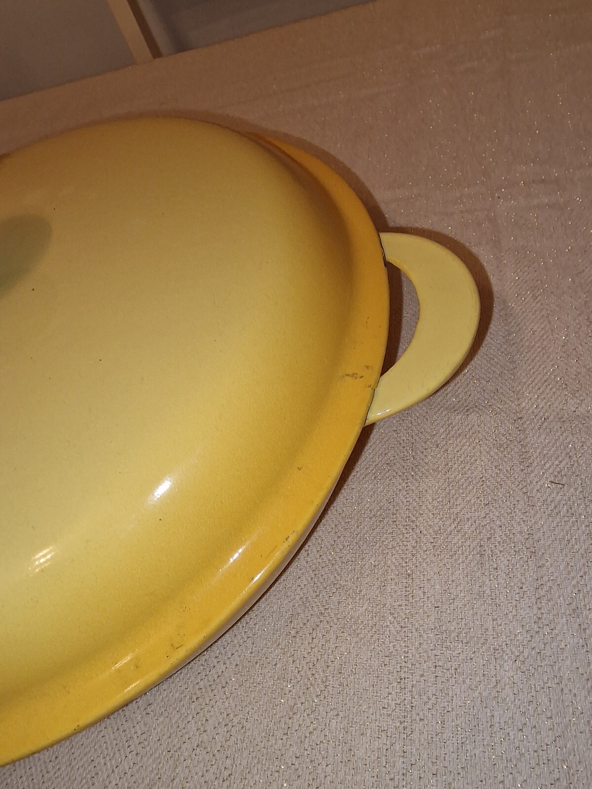 Le Creuset Yellow Shallow Casserole Dish & Lid Size 30 eBay