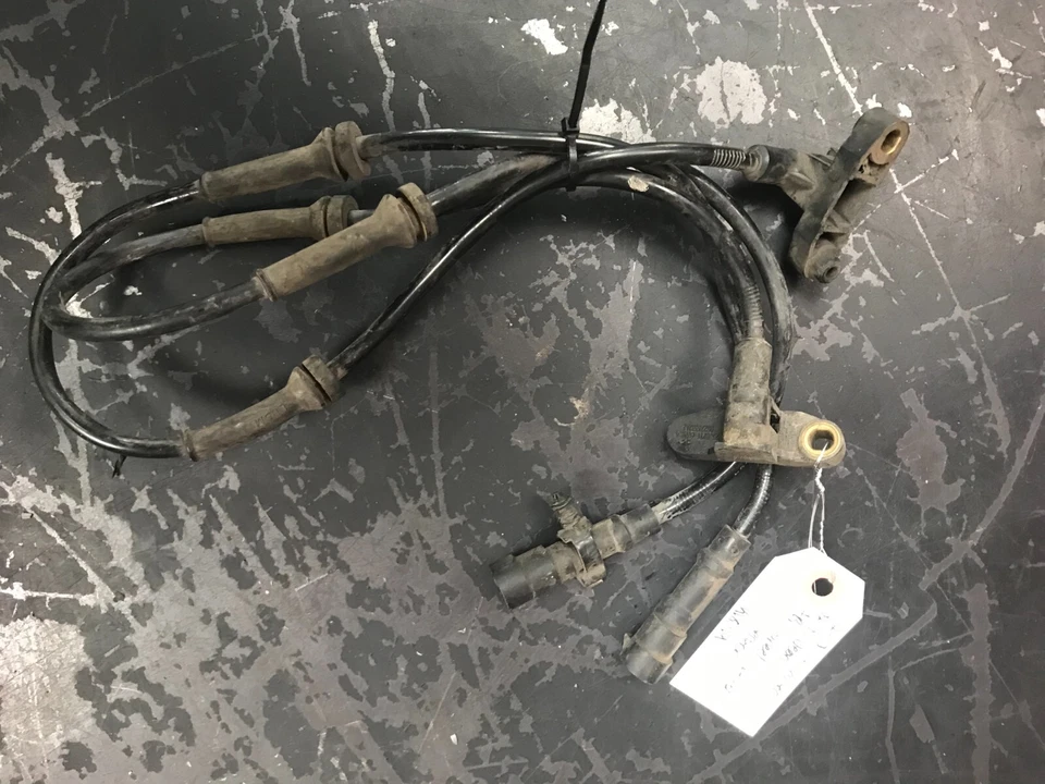 Dodge Chrysler 2001-2010 ABS sensor de velocidad de rueda de freno antibloqueo 05273332AE Foto 2 de 4