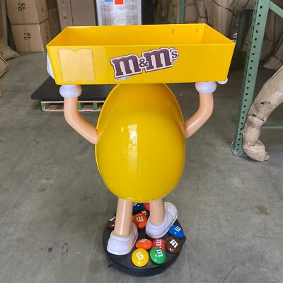 Pre-Owned Yellow M&M Candy Cart With Tray Plastic Statue On Wheels