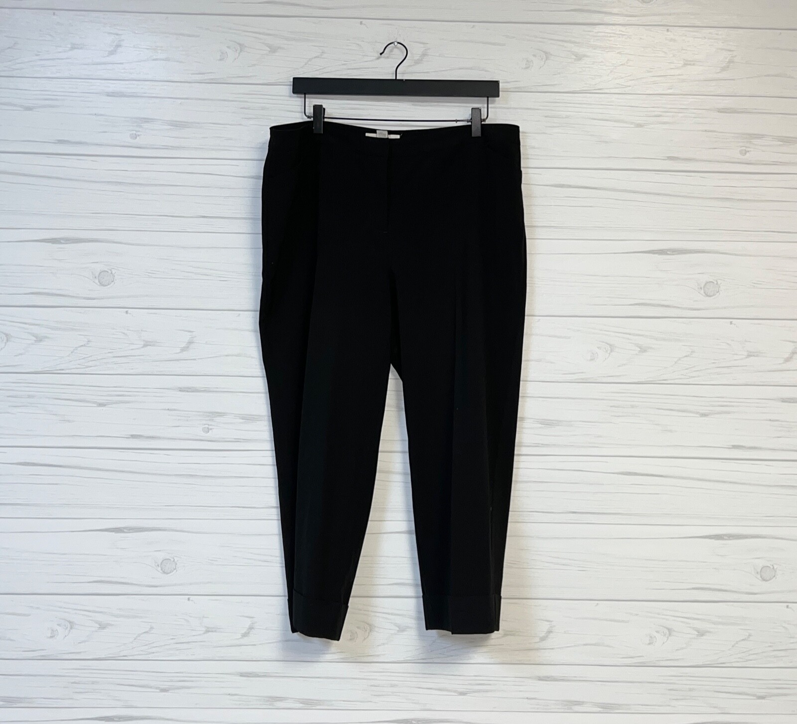 Chicos dress pants womens size 2.5 straight cropped solid black high rise