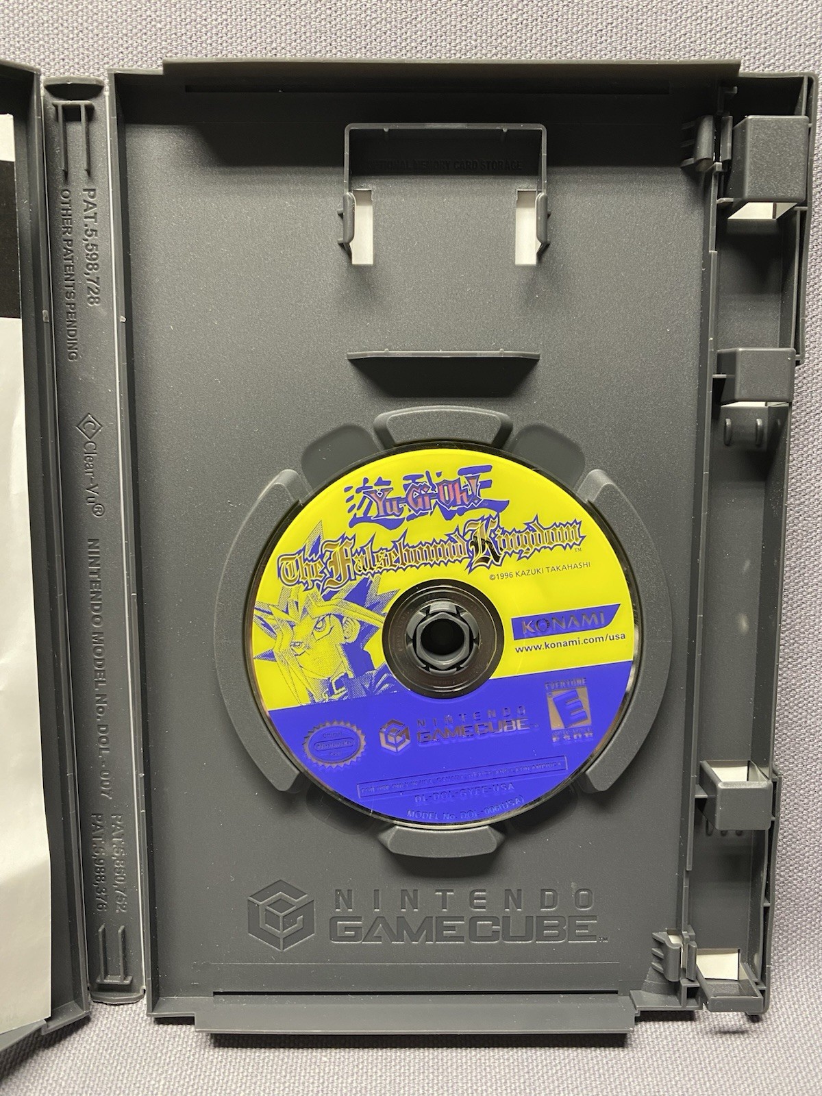 Yu-Gi-Oh The Falsebound Kingdom - Nintendo GameCube (2003)