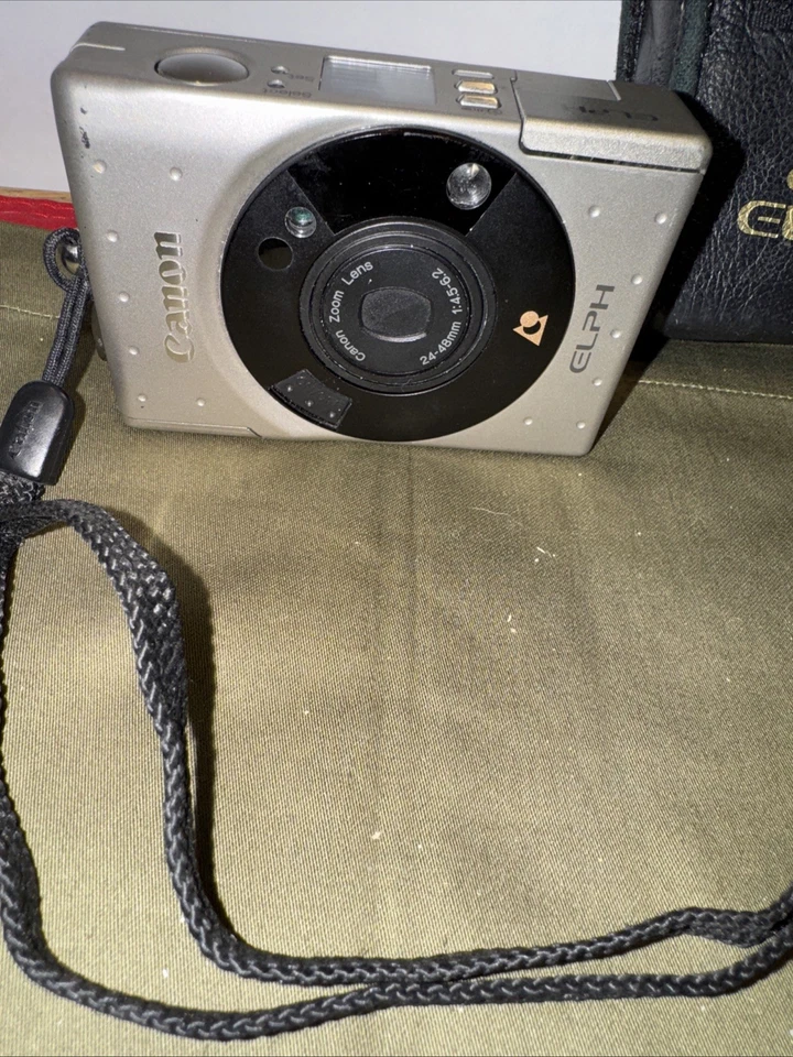 Canon compact film camera ELPH Zoom Lens 24-48mm 1:4.5-6.2 Tested includes Case - Image 2 of 4