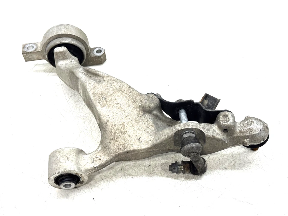 NISSAN 370Z 2009-2020 BRAZO DE CONTROL INFERIOR DELANTERO IZQUIERDO LADO DEL CONDUCTOR BRAZO DE SUSPENSIÓN OE Foto 4 de 4