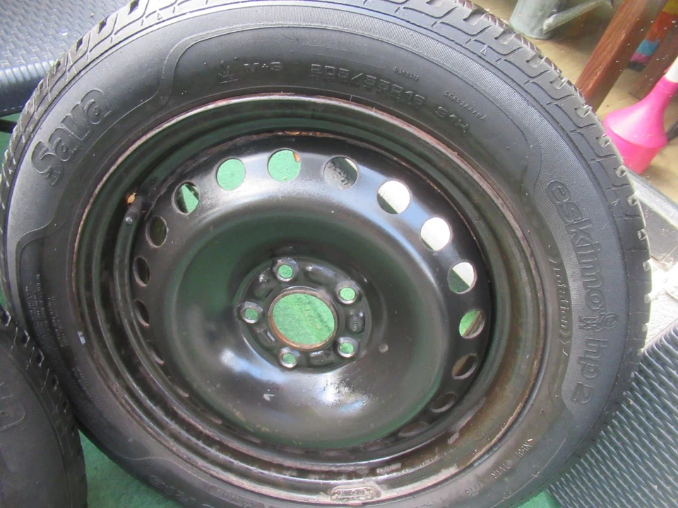 4x Stahlfelge mit Winterreifen 205/55 R16  SAVA +Schrauben - Bild 3 von 4