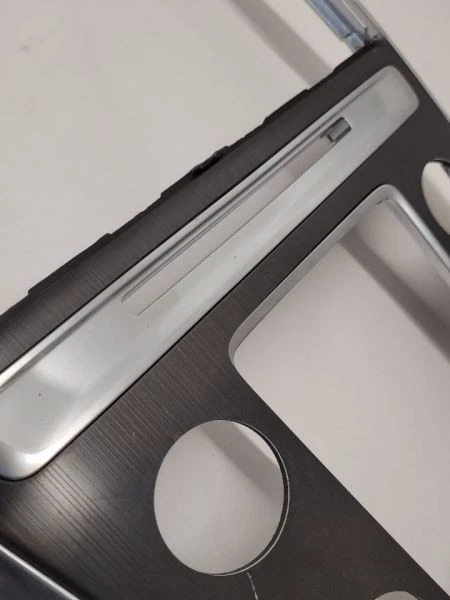 2010-2017 VOLVO XC60 RADIO VENT TRIM BEZEL 6815566 10-17 - Изображение 4 из 4