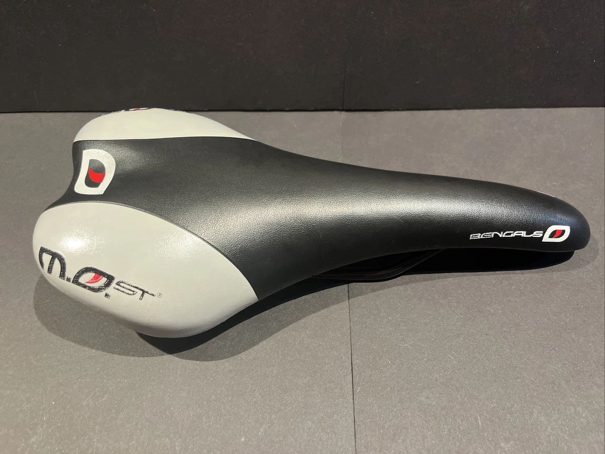 Pinarello most saddle sale
