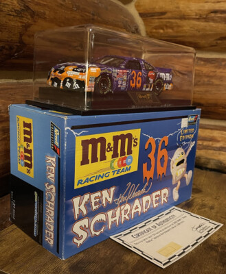 2000 Revell Ken Schrader #36 M&M's Halloween 1/24 Scale