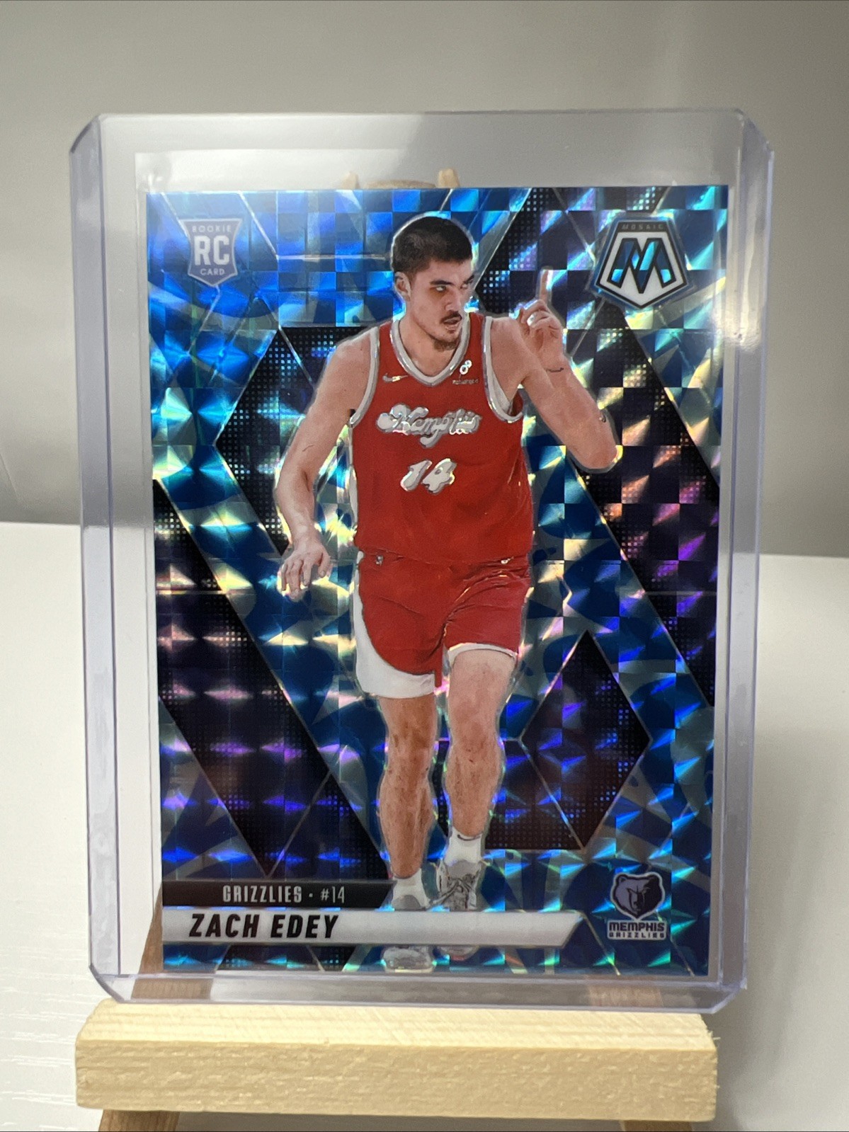 2024 Mosaic Zach Edey #248 Blue Reactive Prism RC Memphis Grizzlies I