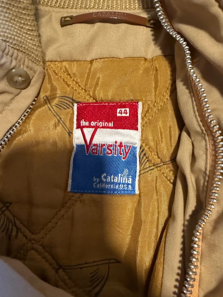 Chaqueta Bomber Vintage Original Varsity by Catalina Forrada Cremallera Completa Beige Talla 44 Foto 2 de 2