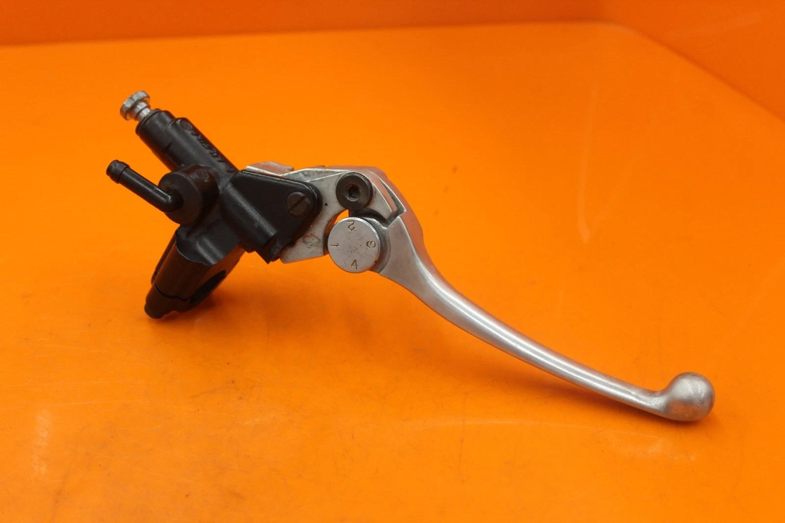 2006 TRIUMPH SPRINT OEM FRONT BRAKE MASTER CYLINDER W/ LEVER