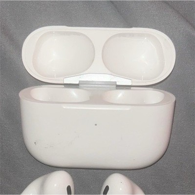Apple AirPods Pro True Wireless Bluetooth Earbuds Built-In Mic White