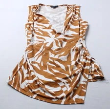 Fortune + Ivy Women's Farah Asymmetric Hem Surplice Knit Top SV3 Brown Medium 