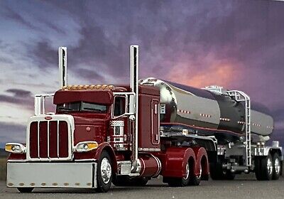 1/64 DCP PETERBILT 389 FLAT TOP W/ BRENNER STAINLESS ASPHALT 1/64 DCP PETERBILT 389 FLAT TOP W/ BRENNER STAINLESS ASPHALT