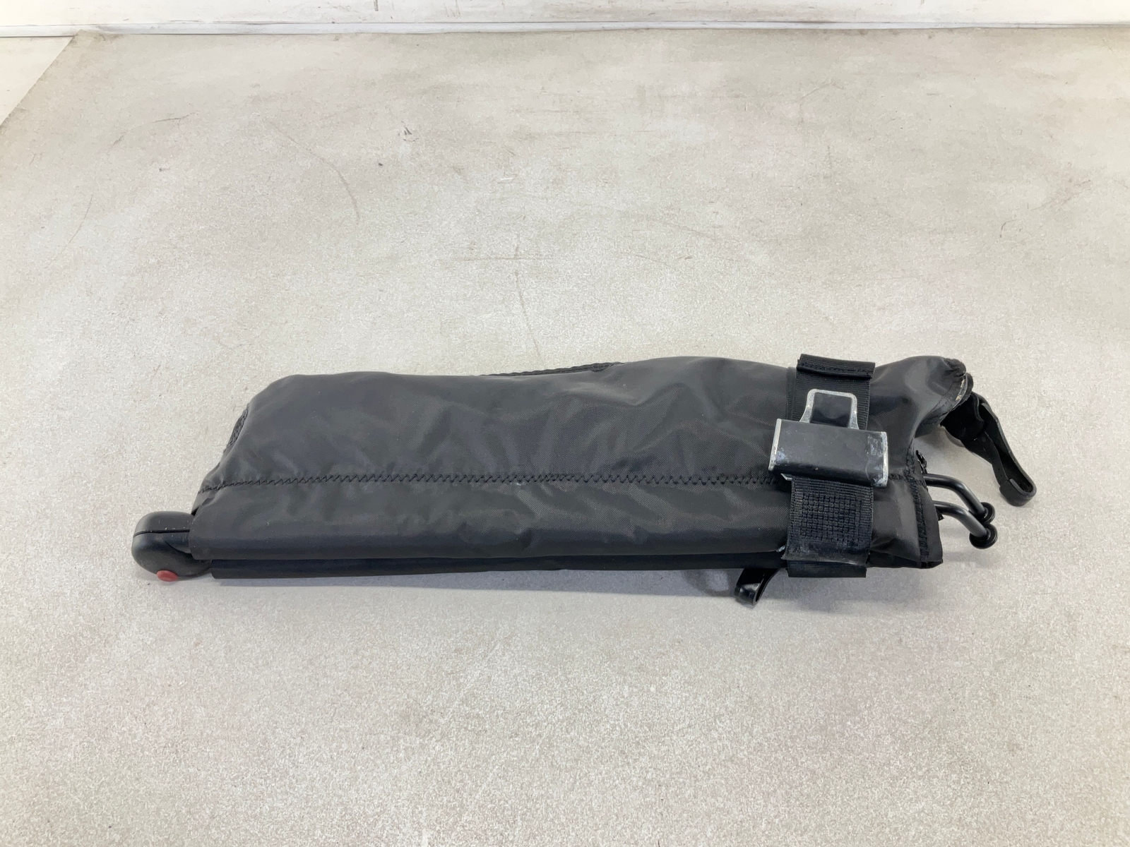 17-20 MASERATI Levante Rear Trunk Cargo Net CM