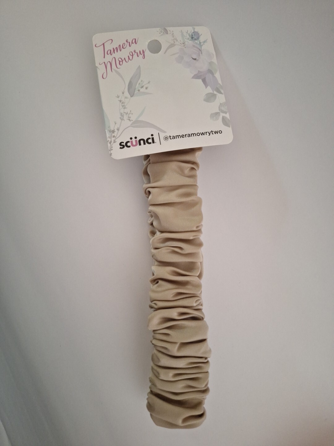 Scunci Stretch Headwrap Beige Satin Tamera Mowry New