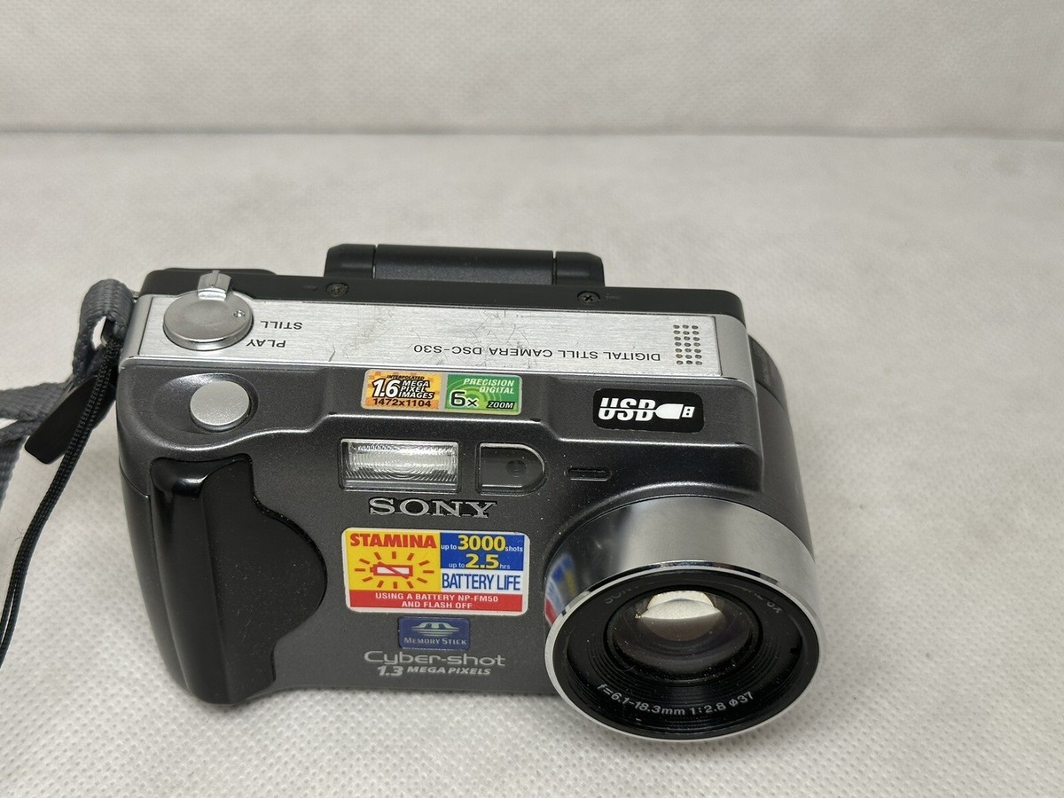 Sony Cyber-Shot DSC-S30 1.3 Mega Pixel Built In Flash