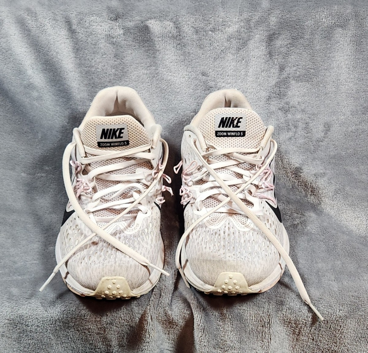 Nike Shoes Womens Gray Winflo Zoom AA7414-013 Swoosh Gym