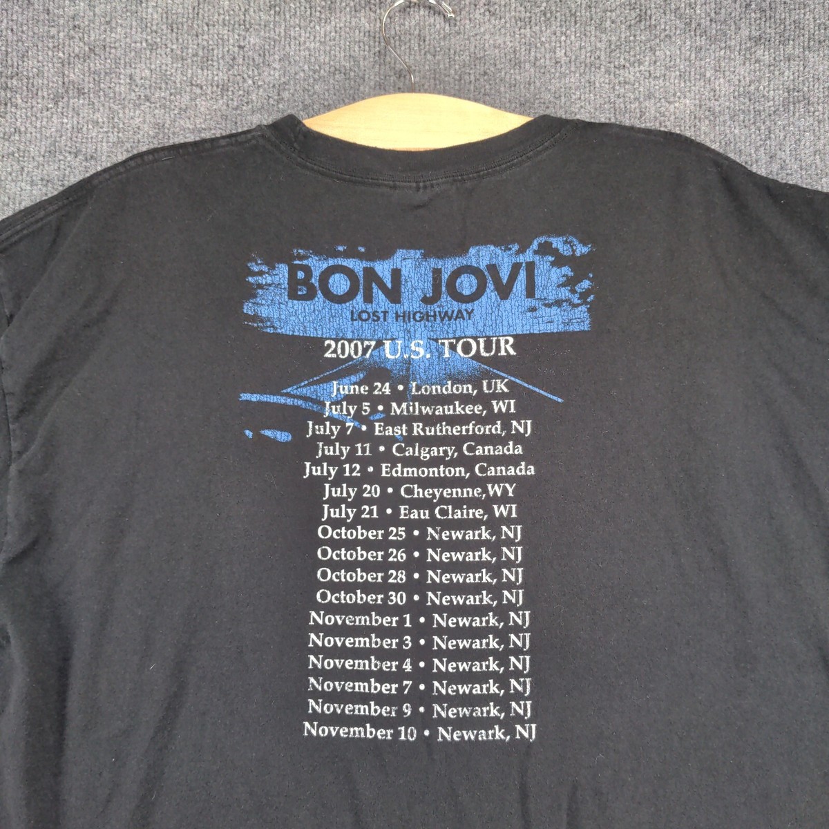 BON JOVI LOST HIGHWAY Tシャツ Hanes Heavyweight Men's Bon Jovi Lost Highway T-Shirt Black XL