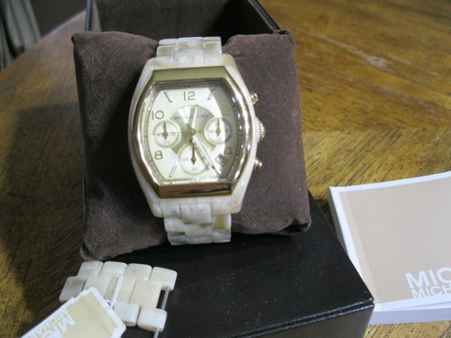 Michael Kors Ladies Cream Tortoise Link 