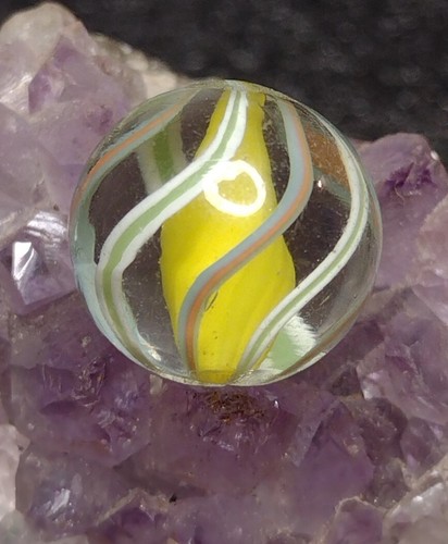 HTF NM EOD English Style ๐ช Yellow Solid Core Swirl Handmade GERMAN Marbles .69" - Foto 7 di 11