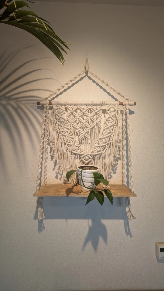 Estante colgante de pared Macrame 32 pulgadas x 20 pulgadas x 5,5 pulgadas Foto 2 de 3