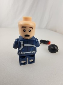 Genuine LEGO minifigure SHIELD Agent W/Blaster  sh0188 Marvel Avengers