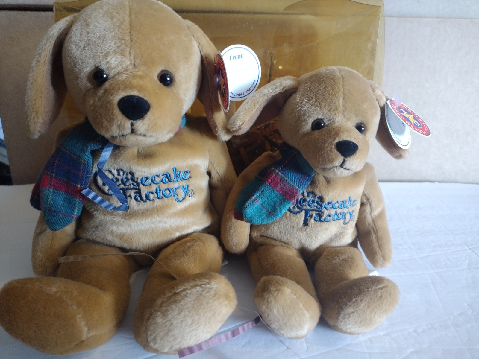2002 Herrington Teddy Bear Cheesecake Factory Limited Edition Plush Dogs (2) NWT