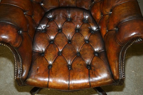 ANTIQUE HILLCREST GODFATHER BROWN LEATHER CHESTERFIELD DIRECTORS CAPTAINS CHAIR - Picture 8 of 22
